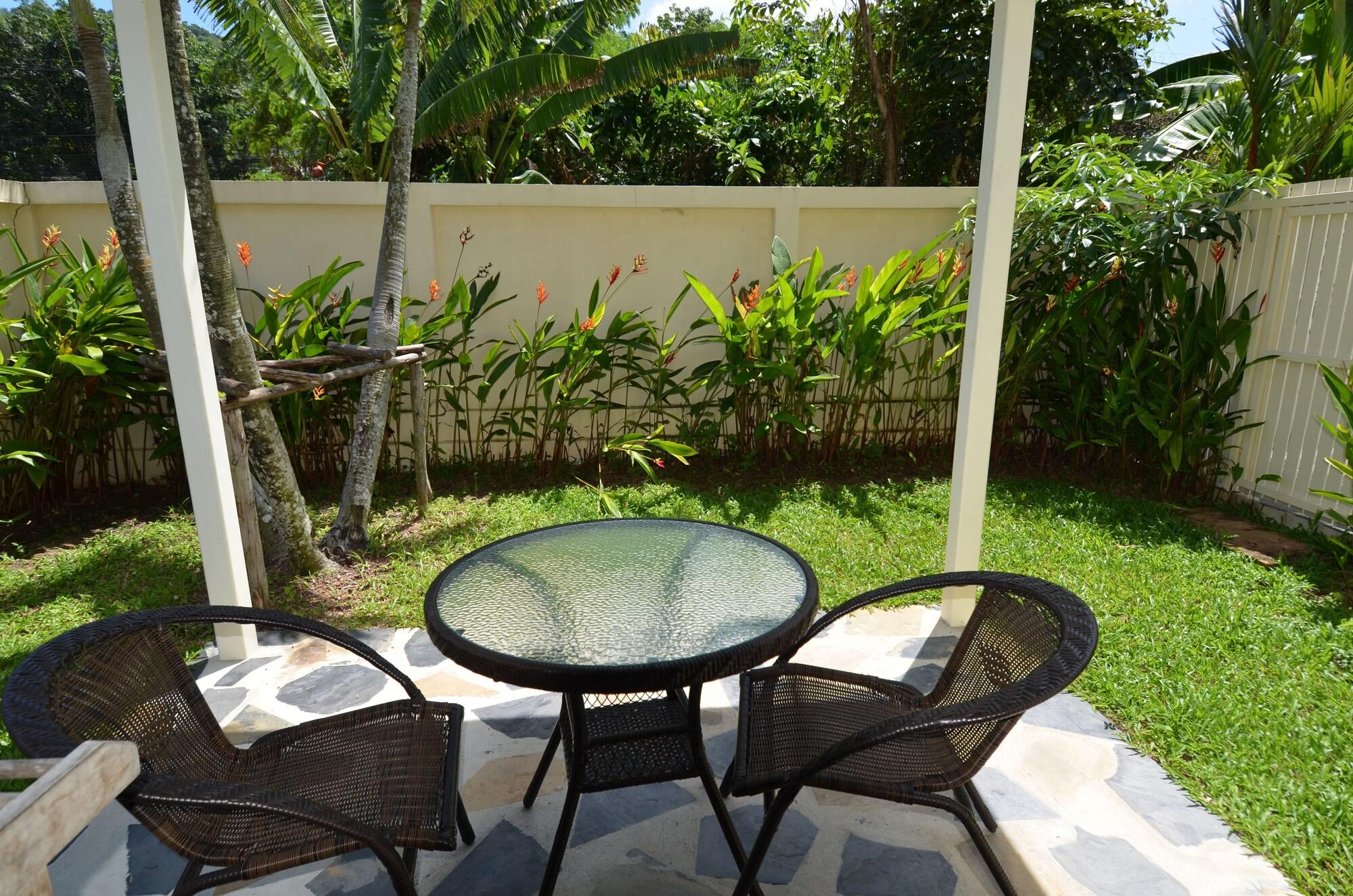 Phuket Riviera Villas Hotel Nai Harn Extérieur photo